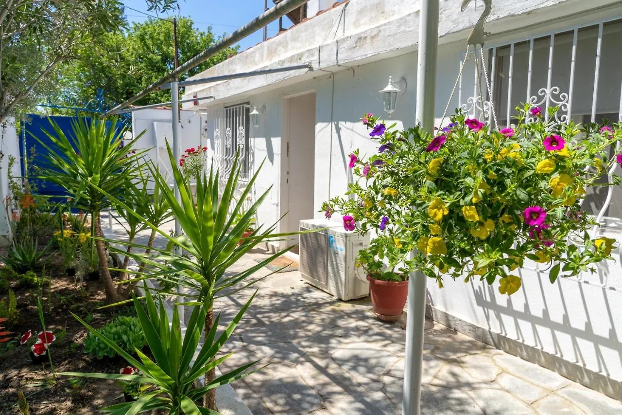 Little Villa - Walk To The Beach Thessaloniki Holiday home